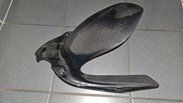 Radlauf hinten M 696 Carbon glanz